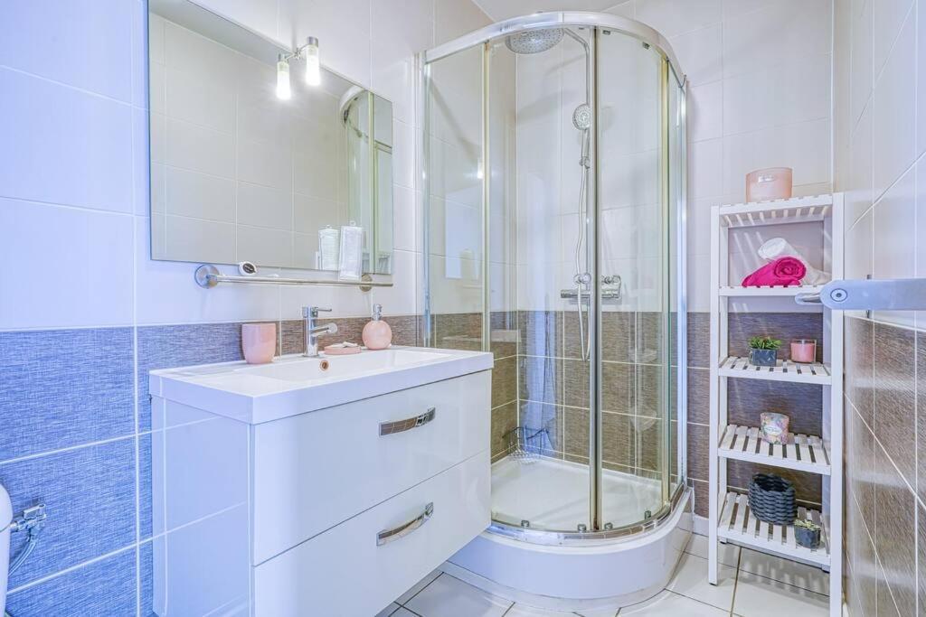 Апартаменты Saphir T2 Proche Paris Витри-сюр-Сен Экстерьер фото